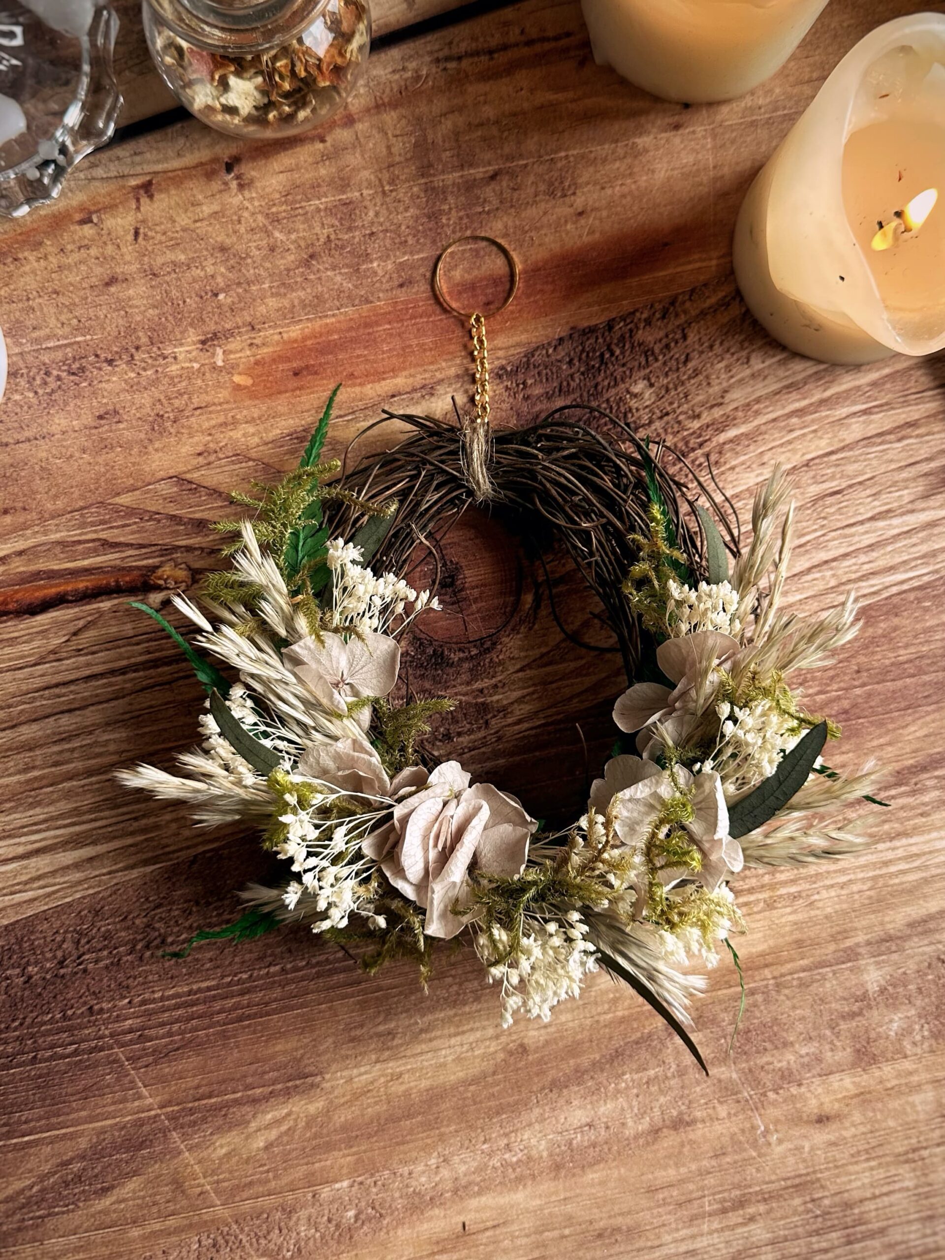 Sous-bois - Mini couronne en fleurs séchées et stabilisées et muehlenbeckia